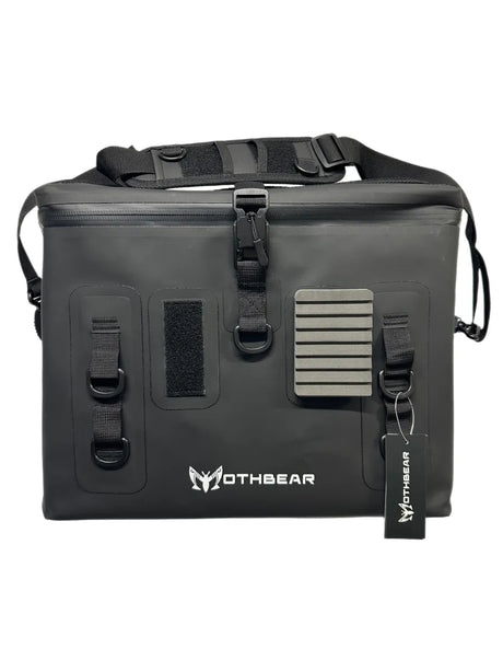 The Black Series Boat Bag: 32L waterproof boat bag showing black 840DTPU material and top handle.
Black Series 32L boat bag: Waterproof fishing gear tote with shoulder strap and magnetic lid clip.